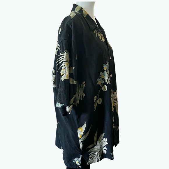 Tommy Bahama Hawaiian 100% Silk Shirt Size XL - Picture 4 of 9